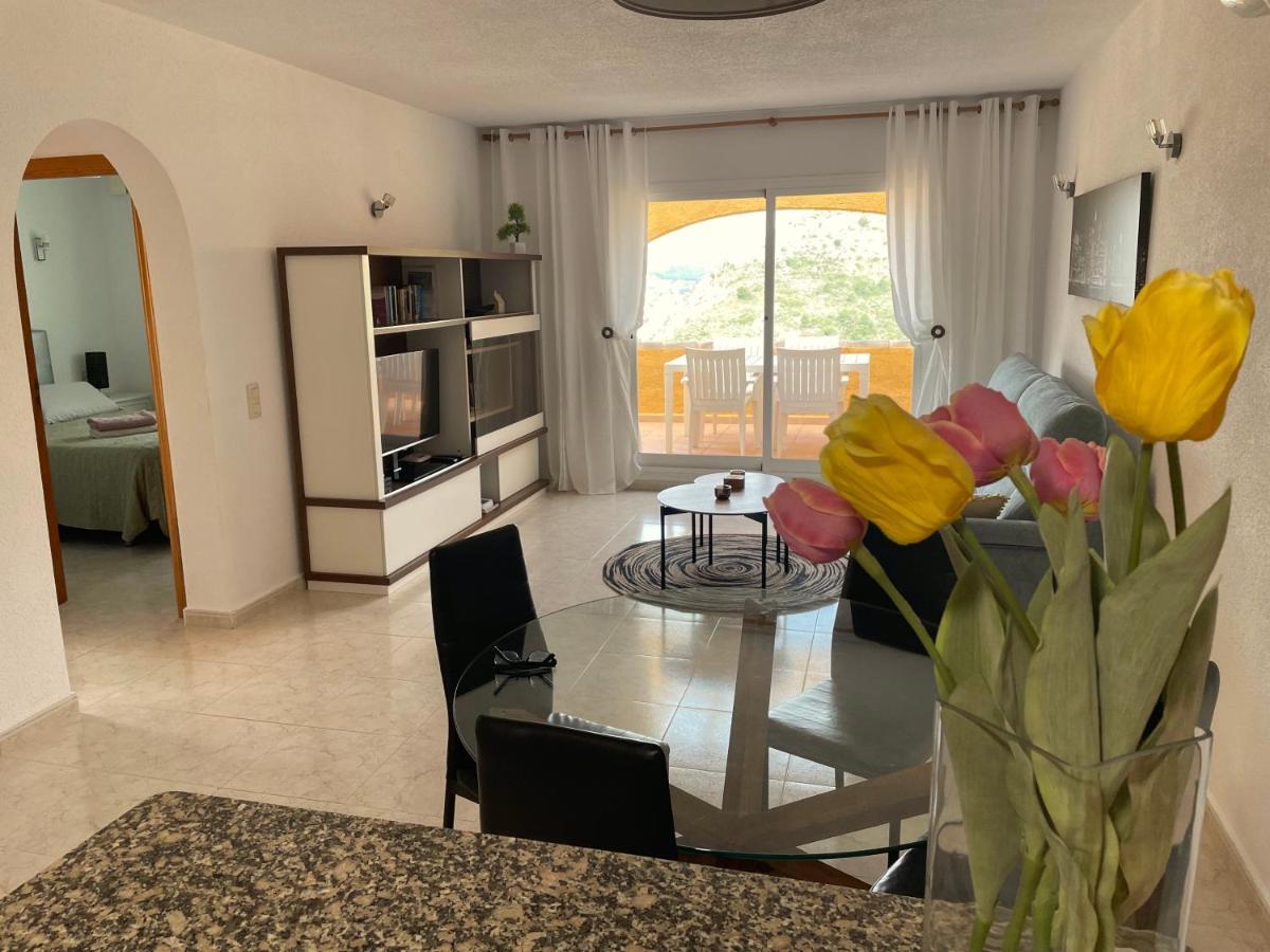 Apartamento Tranquility, Sun, Breathtaking Views & 7 Minutes Drive To Sea Benitachell Exterior foto